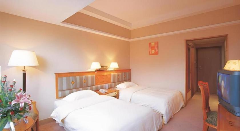 Wings Hotel Гуанчжоу Екстер'єр фото